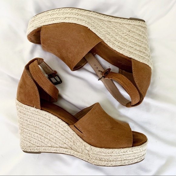 Wedge Sandals - Picture 1 of 1